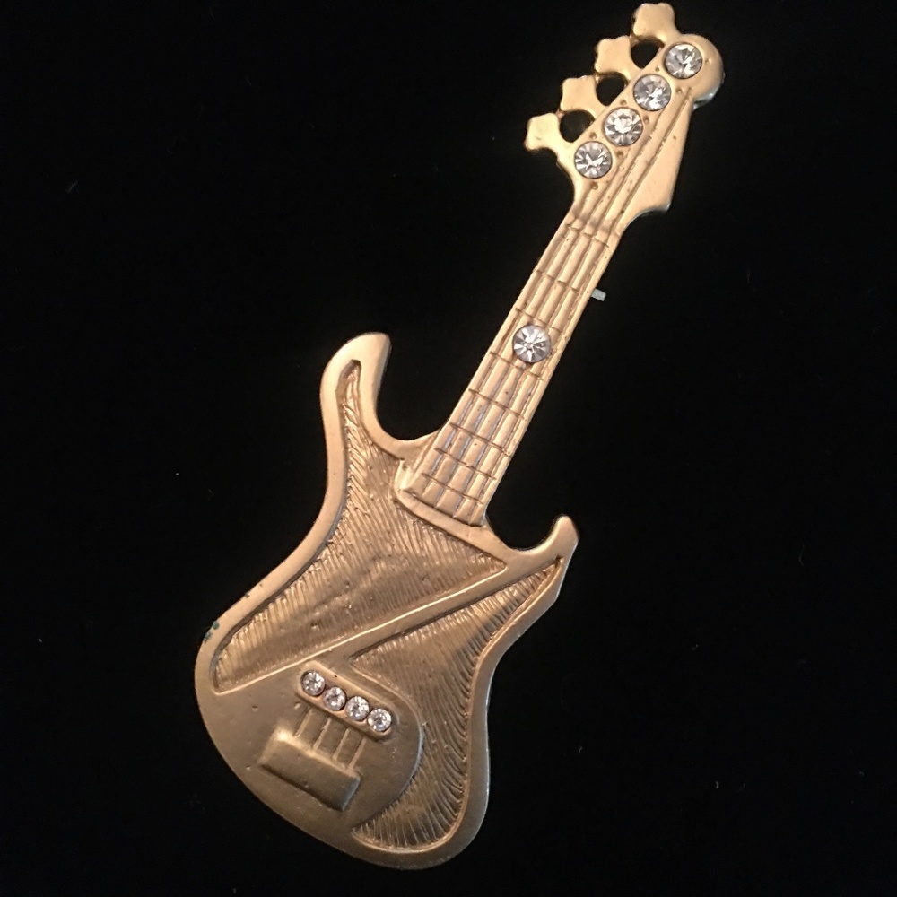 Bass Guitar Pin/Pendant